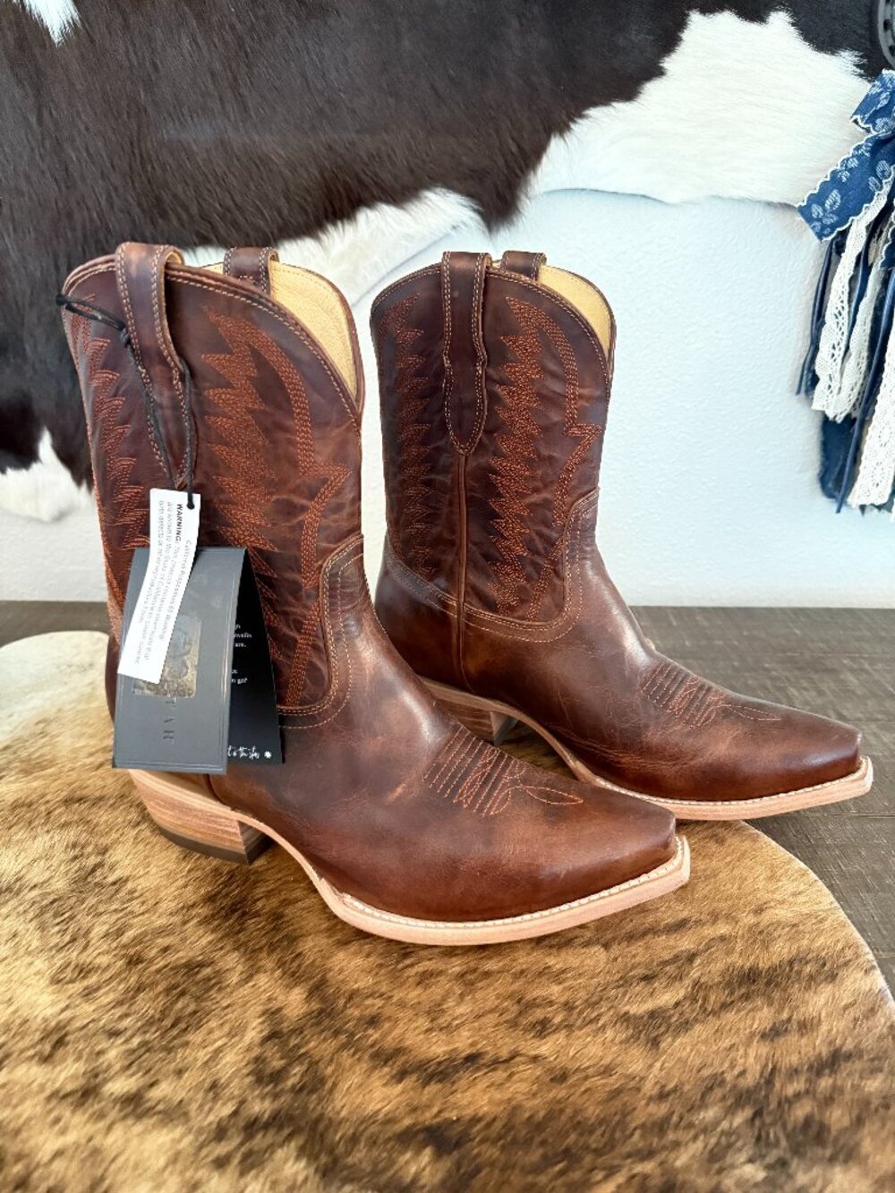 Black Star - Brown Murphy Boot - W10 ($250 MSRP)